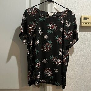 LOFT Dark Grey Floral Women's Blouse Size L